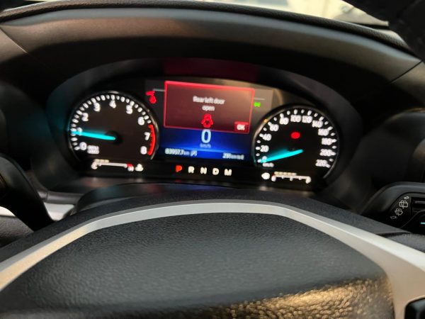 ⁦Ford Explorer 2023⁩ - الصورة ⁦9⁩